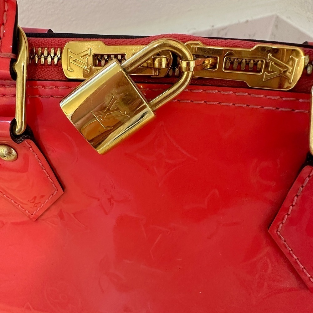 Louis Vuitton Alma PM Bag - Picture 4 of 11